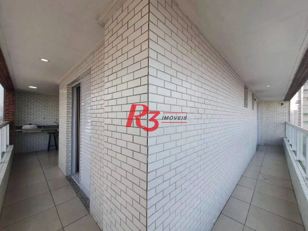 Apartamento com 2 dormitórios à venda, 86 m² por R$ 590.000,00 - Vila Guilhermina - Praia Grande/SP