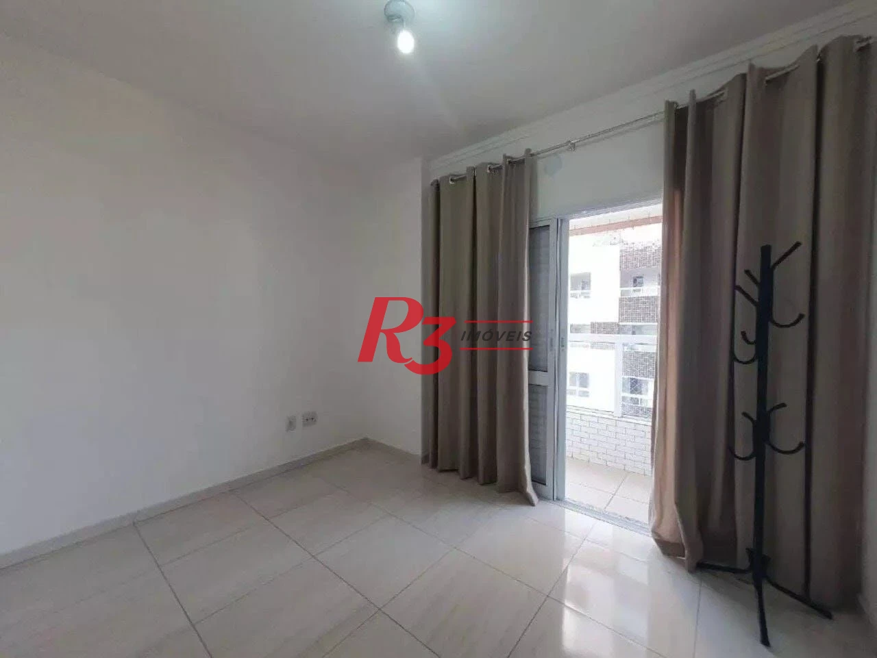 Apartamento com 2 dormitórios à venda, 86 m² por R$ 590.000,00 - Vila Guilhermina - Praia Grande/SP