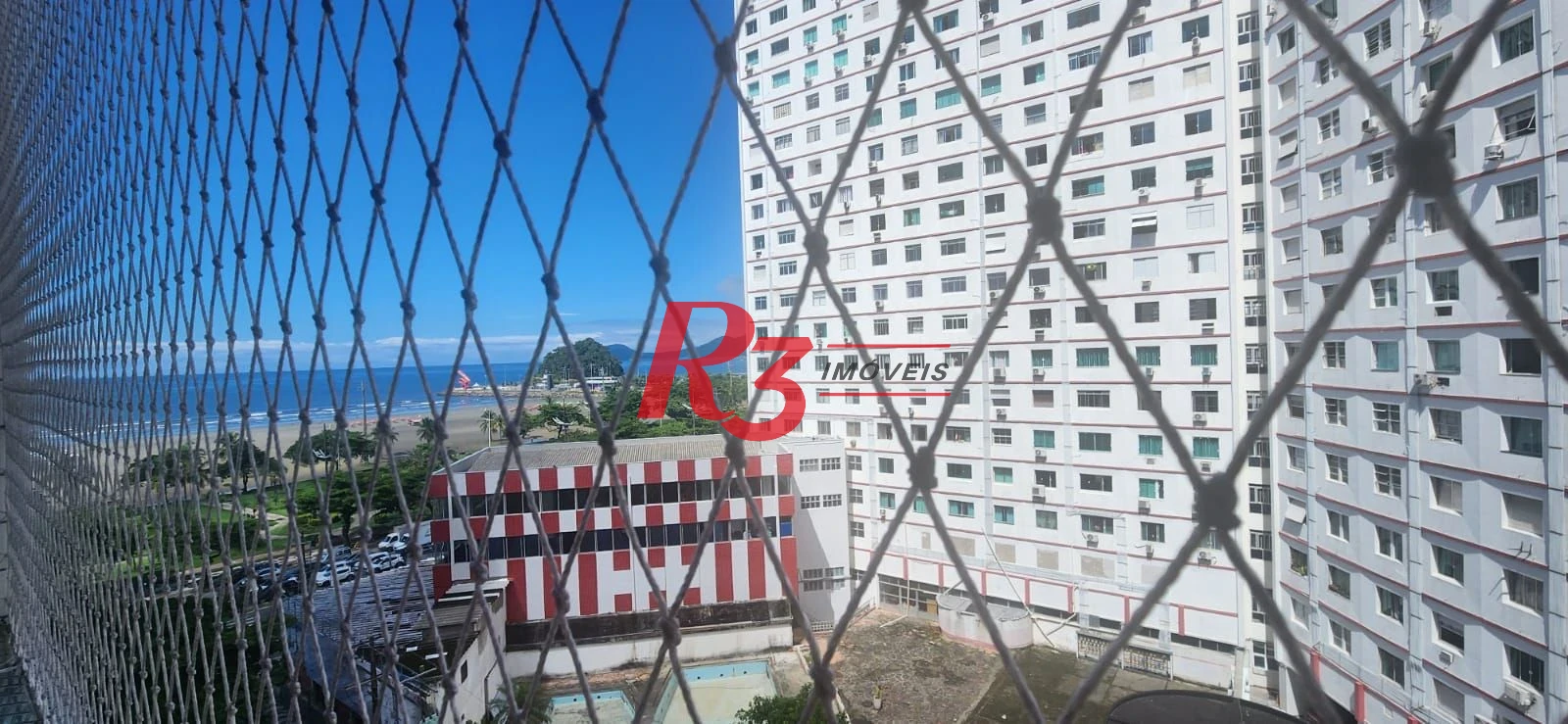 Apartamento com 3 dormitórios à venda, 107 m² por R$ 690.000,00 - José Menino - Santos/SP