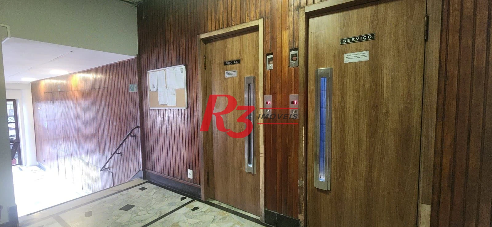 Apartamento com 3 dormitórios à venda, 107 m² por R$ 690.000,00 - José Menino - Santos/SP