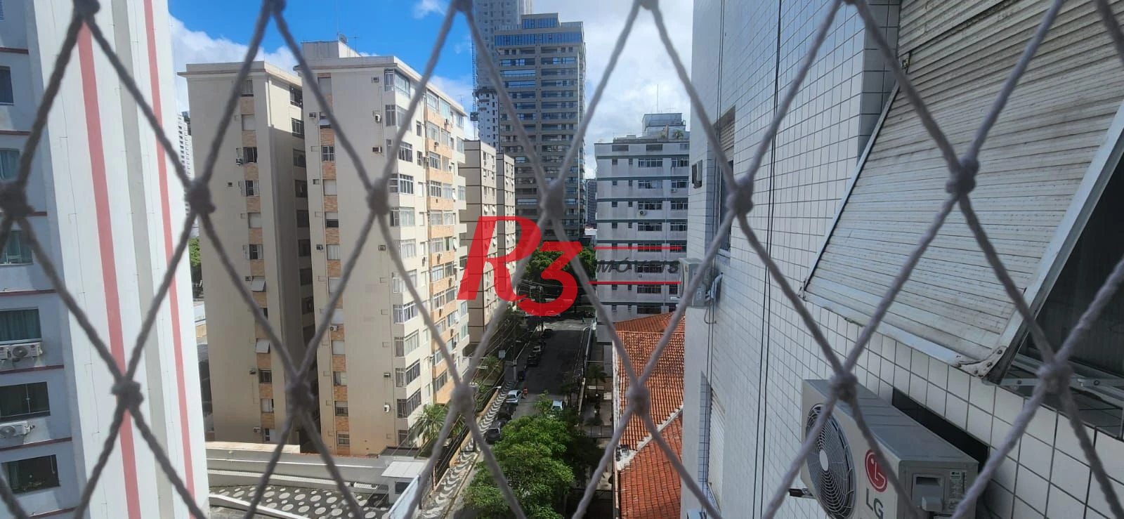Apartamento com 3 dormitórios à venda, 107 m² por R$ 690.000,00 - José Menino - Santos/SP