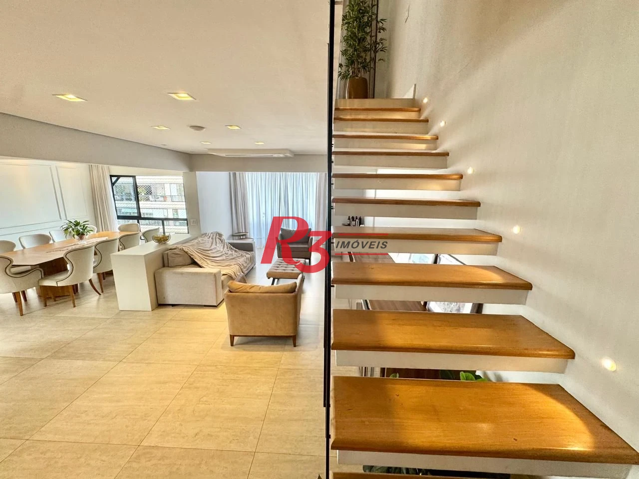 Cobertura com 4 dormitórios à venda, 418 m² por R$ 6.100.000,00 - Boqueirão - Santos/SP