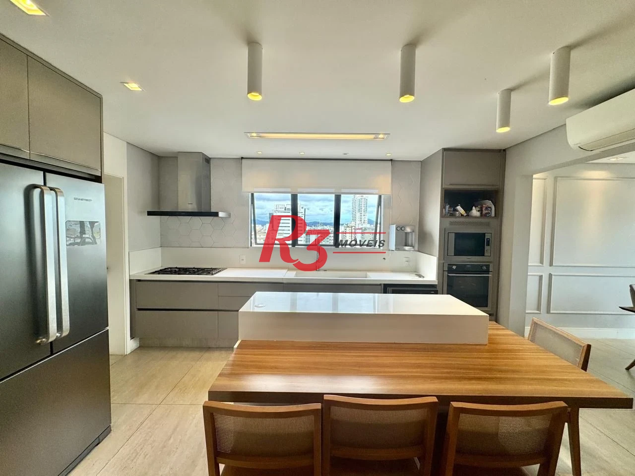 Cobertura com 4 dormitórios à venda, 418 m² por R$ 6.100.000,00 - Boqueirão - Santos/SP