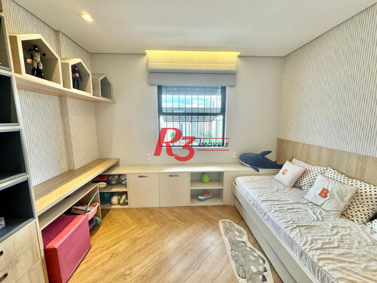 Cobertura com 4 dormitórios à venda, 418 m² por R$ 6.100.000,00 - Boqueirão - Santos/SP