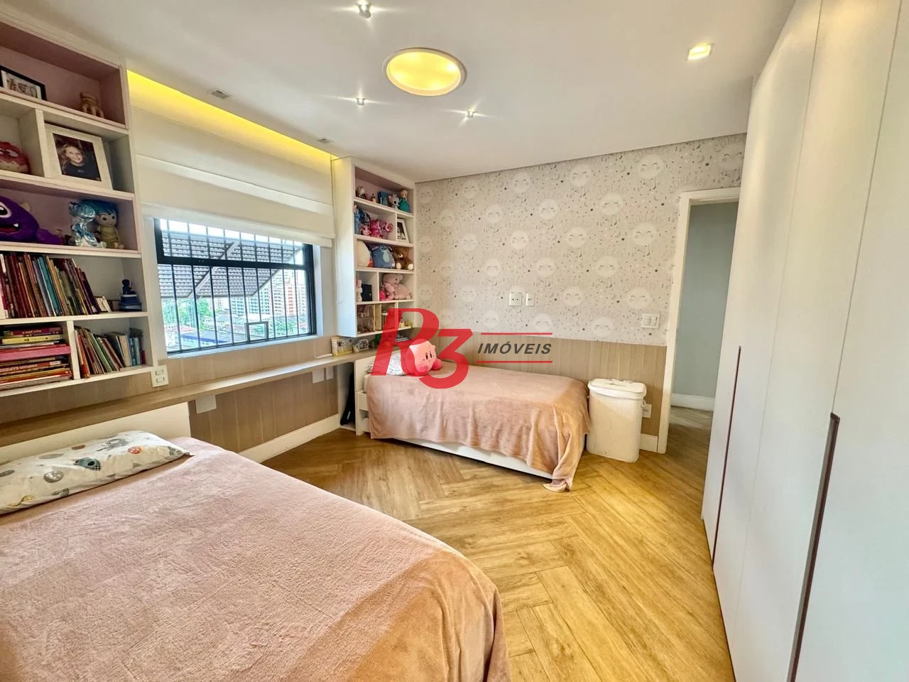 Cobertura com 4 dormitórios à venda, 418 m² por R$ 6.100.000,00 - Boqueirão - Santos/SP