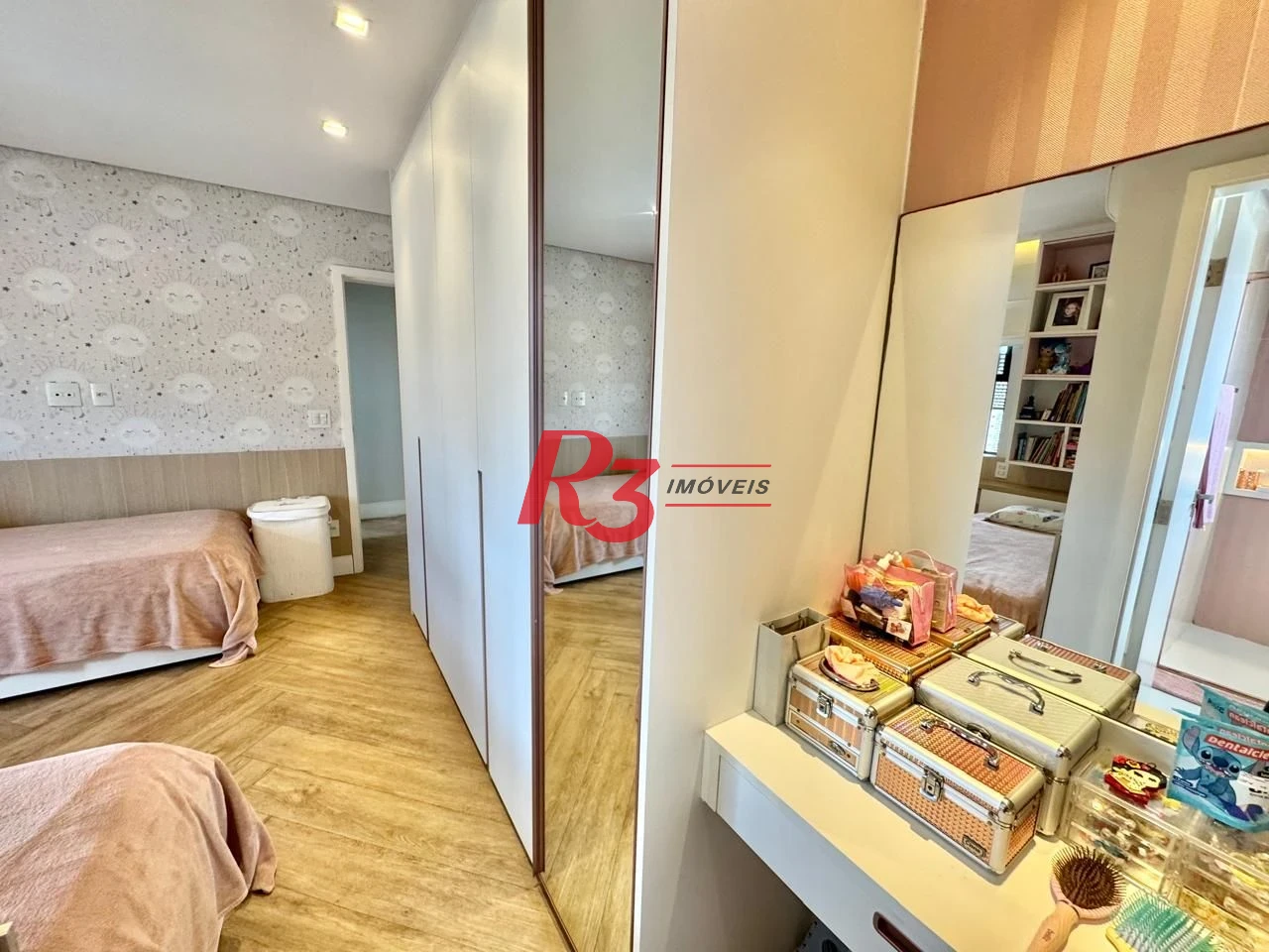Cobertura com 4 dormitórios à venda, 418 m² por R$ 6.100.000,00 - Boqueirão - Santos/SP