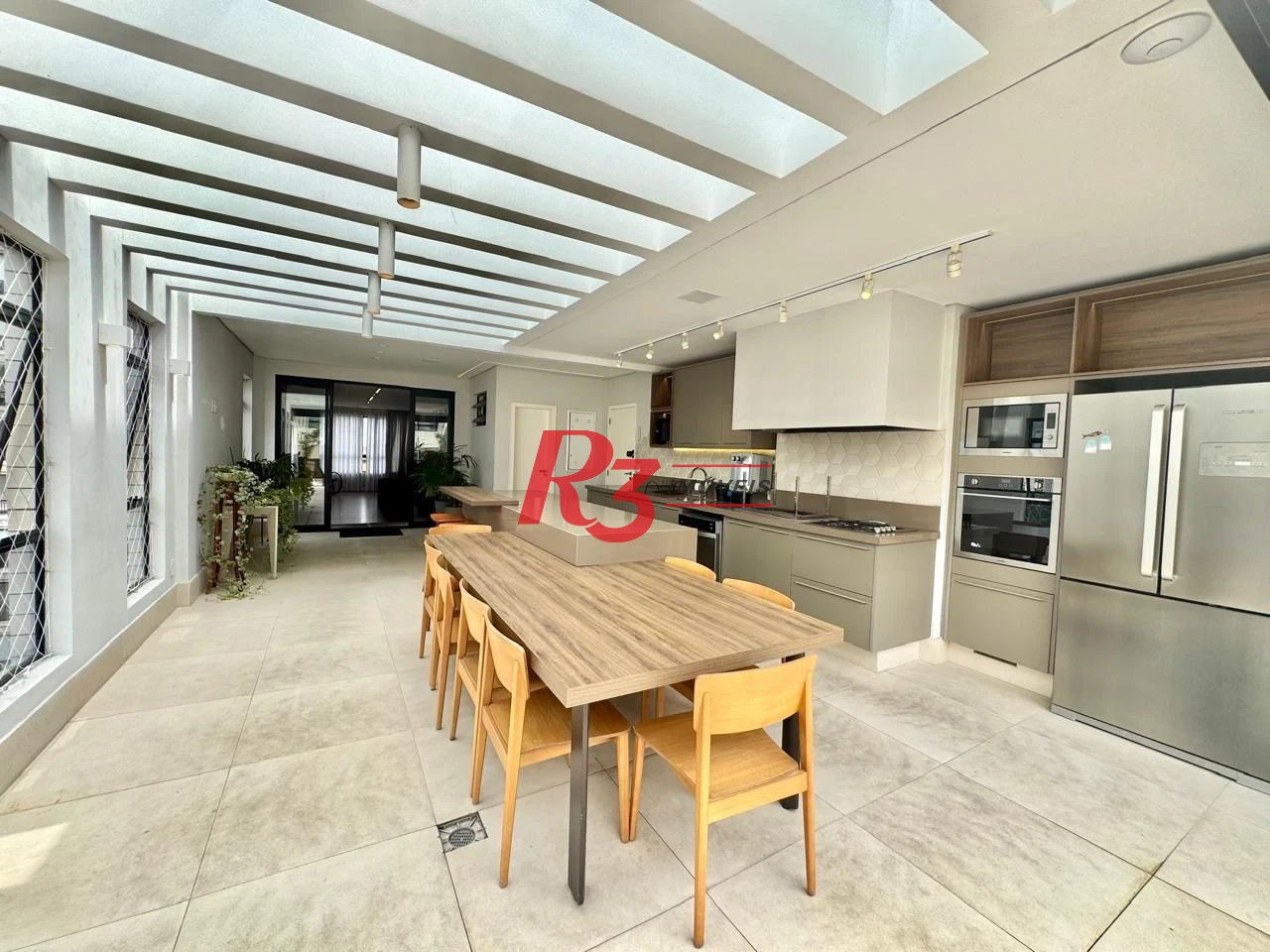 Cobertura com 4 dormitórios à venda, 418 m² por R$ 6.100.000,00 - Boqueirão - Santos/SP