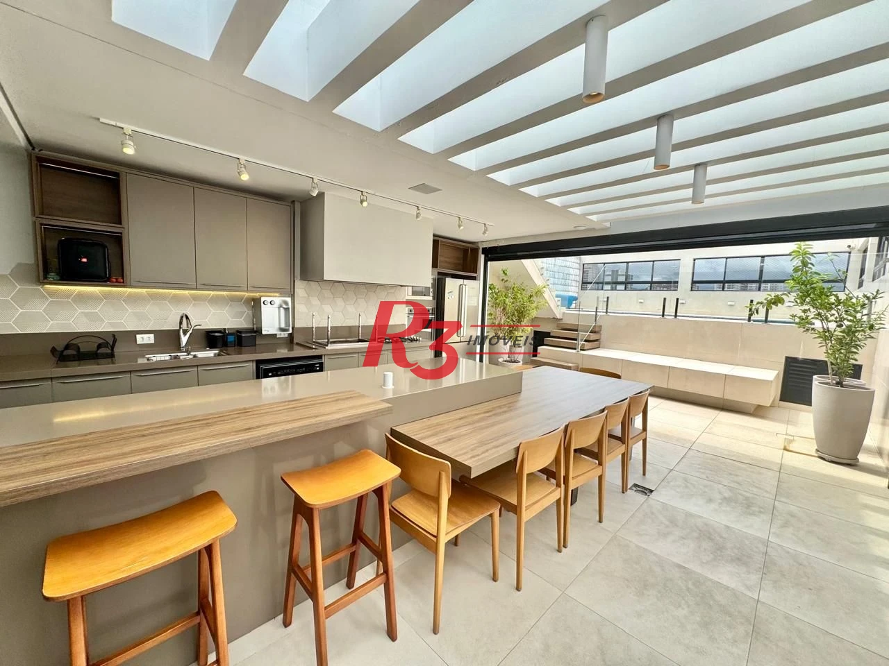 Cobertura com 4 dormitórios à venda, 418 m² por R$ 6.100.000,00 - Boqueirão - Santos/SP