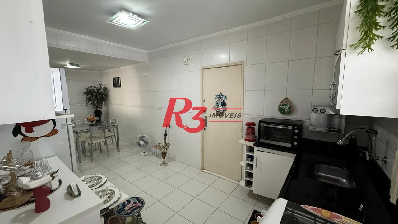 Apartamento com 2 dormitórios à venda, 102 m² por R$ 850.000,00 - Gonzaga - Santos/SP