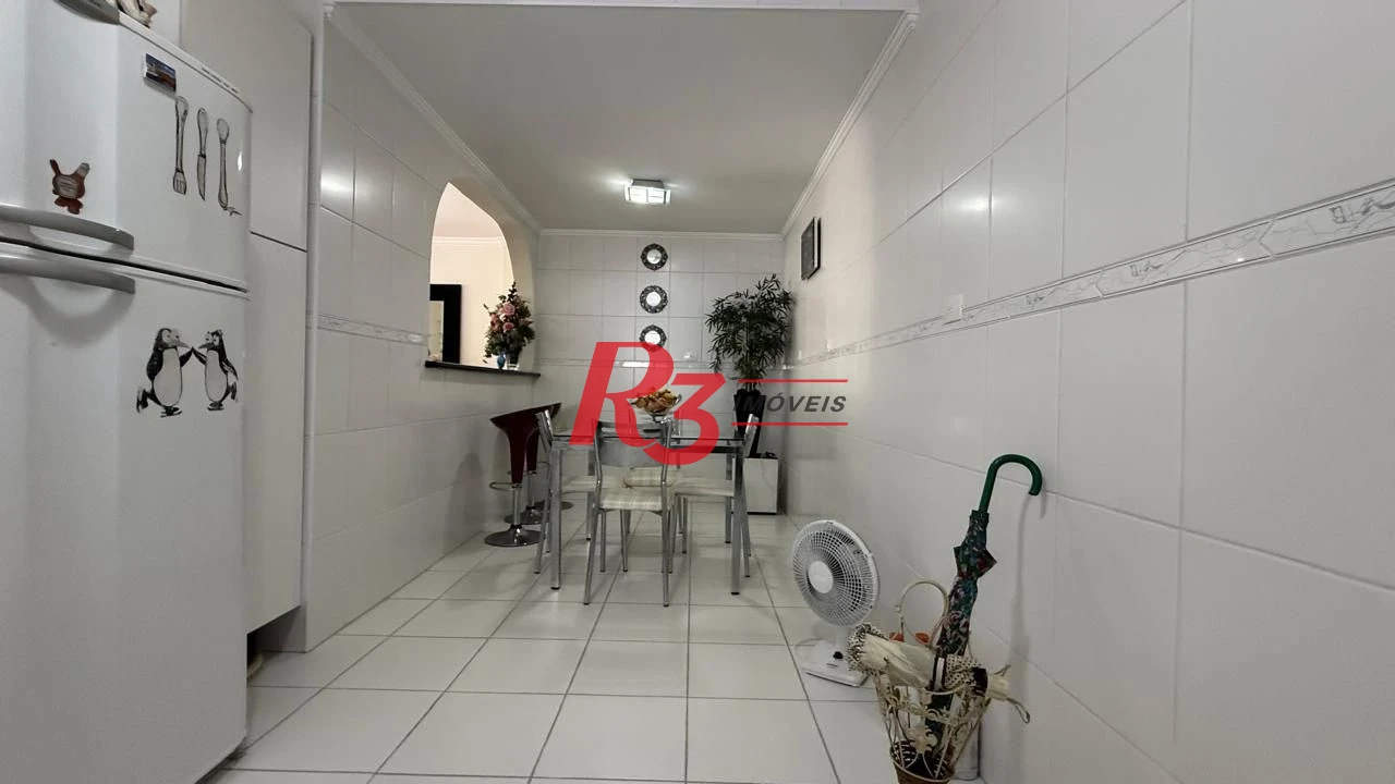 Apartamento com 2 dormitórios à venda, 102 m² por R$ 850.000,00 - Gonzaga - Santos/SP