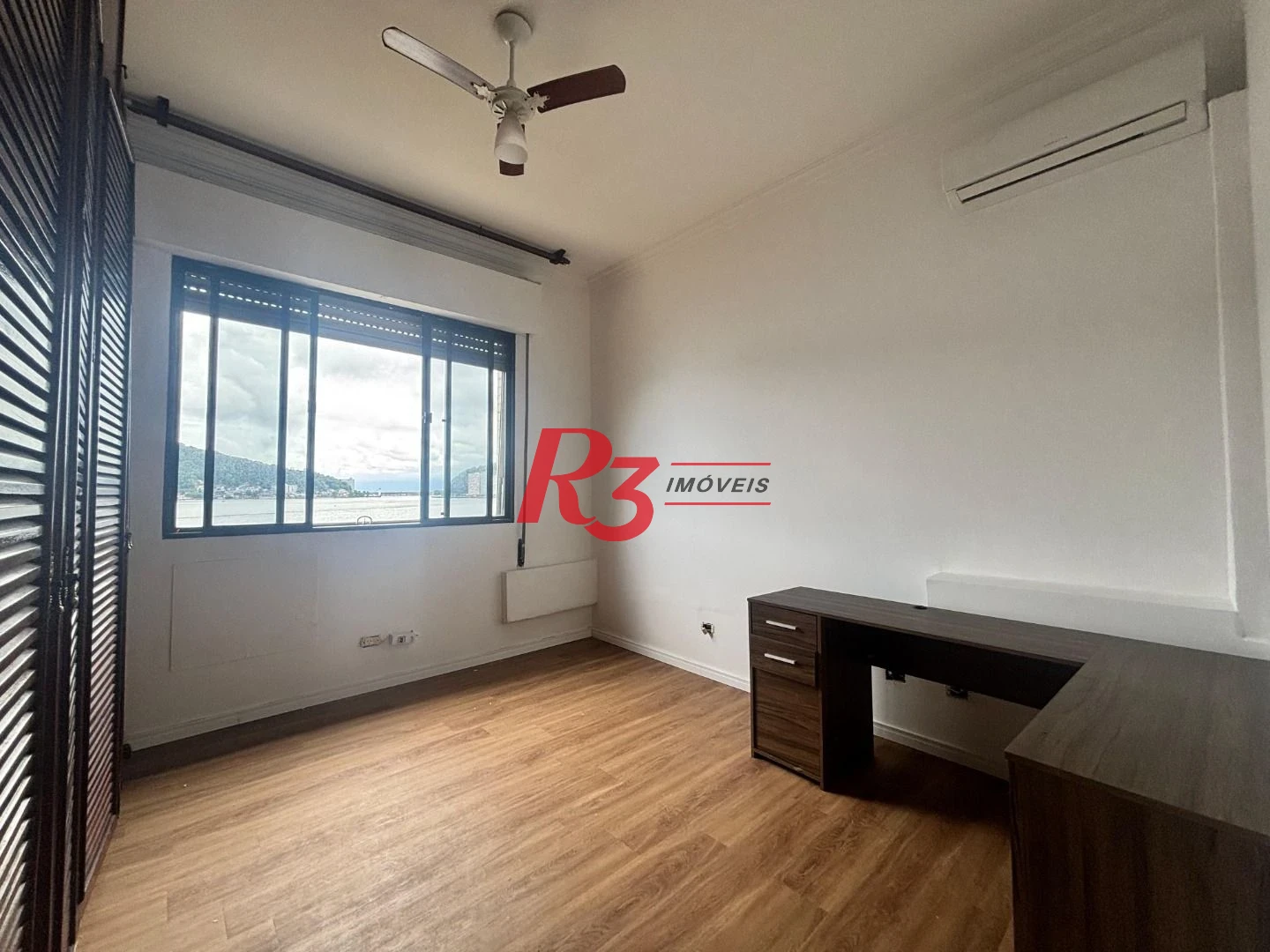 Apartamento com 2 dormitórios à venda, 90 m² por R$ 545.000,00 - Itararé - São Vicente/SP
