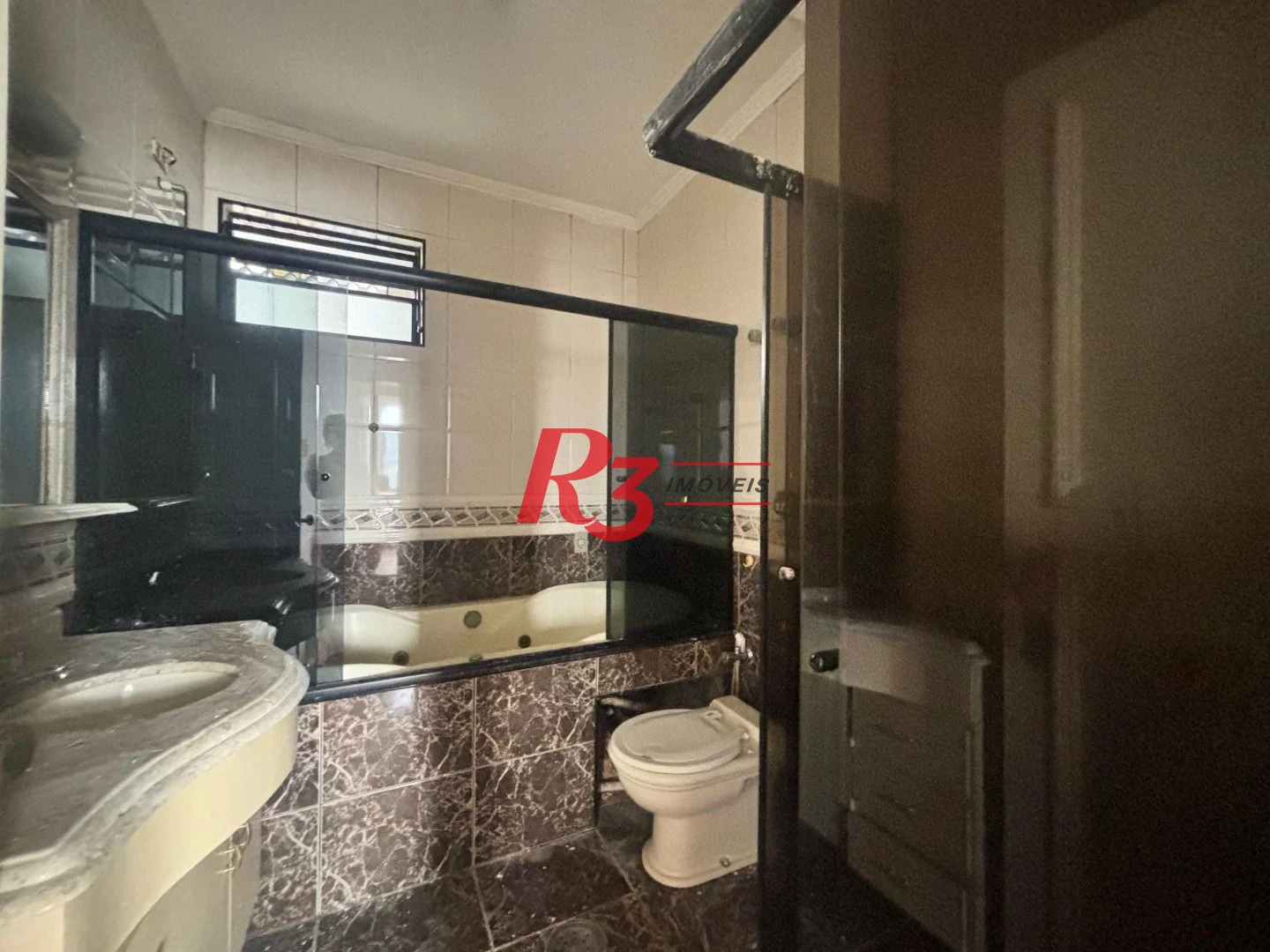 Apartamento com 2 dormitórios à venda, 90 m² por R$ 545.000,00 - Itararé - São Vicente/SP