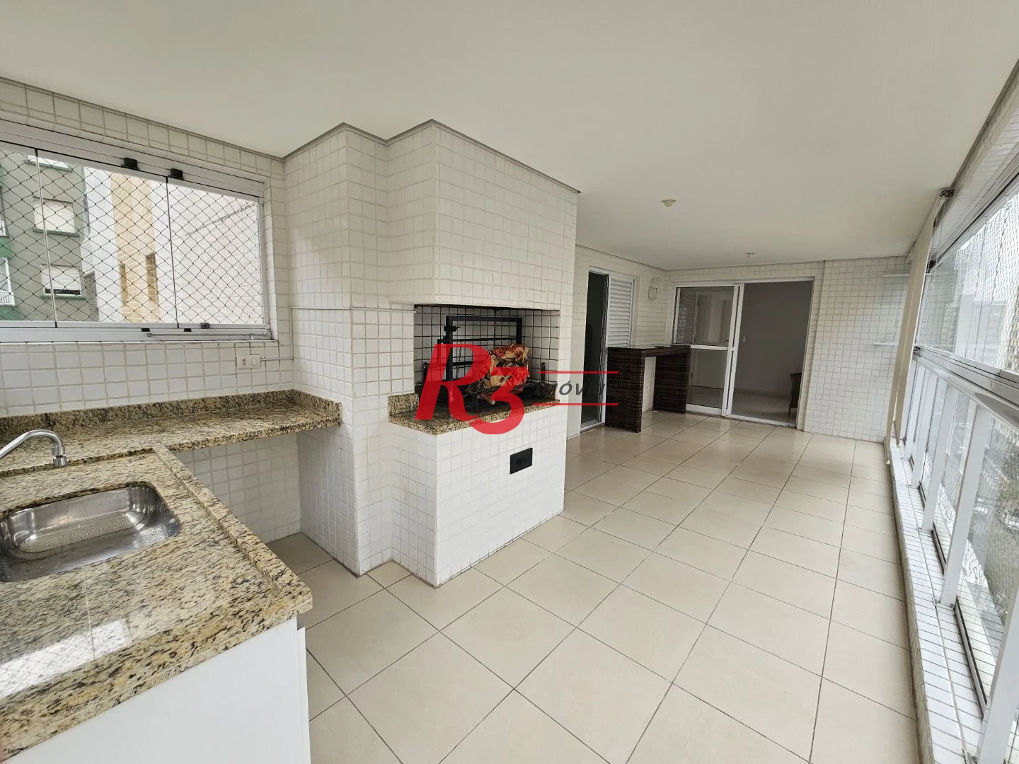Apartamento com 3 dormitórios à venda, 135 m² por R$ 2.160.000,00 - Embaré - Santos/SP