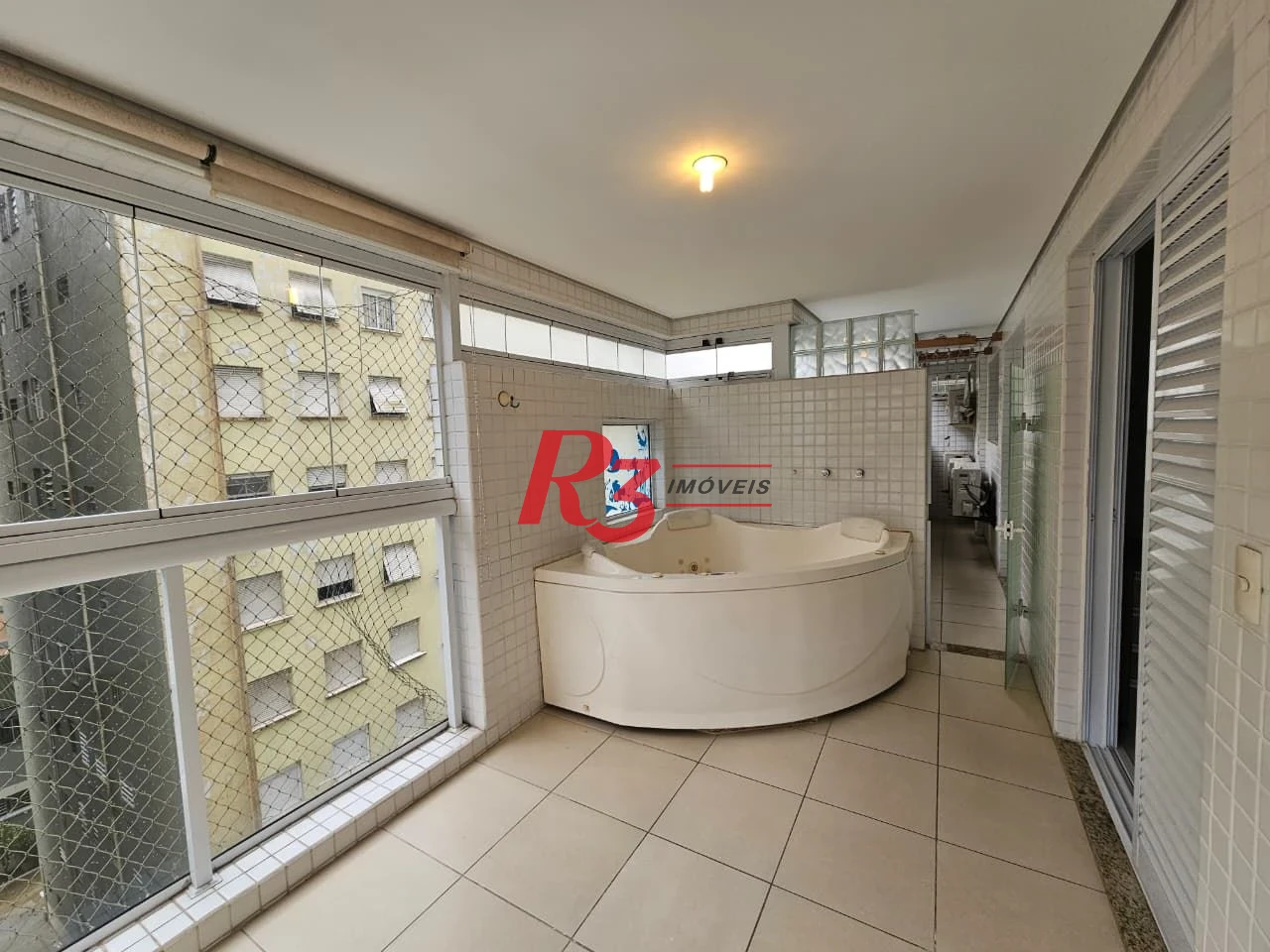 Apartamento com 3 dormitórios à venda, 135 m² por R$ 2.160.000,00 - Embaré - Santos/SP