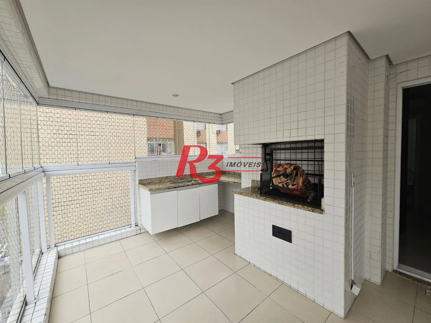 Apartamento com 3 dormitórios à venda, 135 m² por R$ 2.160.000,00 - Embaré - Santos/SP