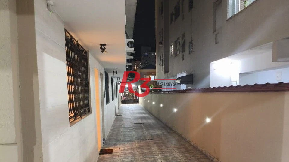 Sobrado com 3 dormitórios à venda, 102 m² por R$ 719.000,00 - Campo Grande - Santos/SP