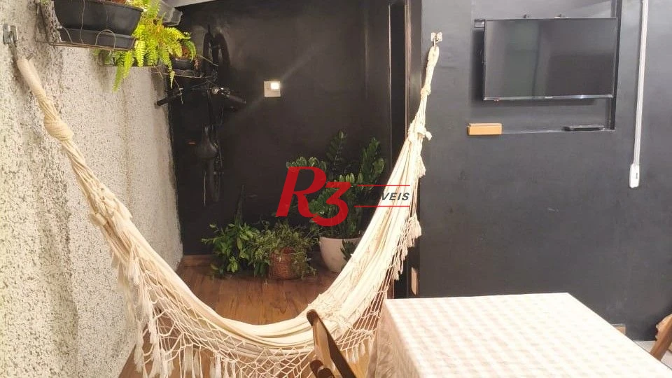 Sobrado com 3 dormitórios à venda, 102 m² por R$ 719.000,00 - Campo Grande - Santos/SP