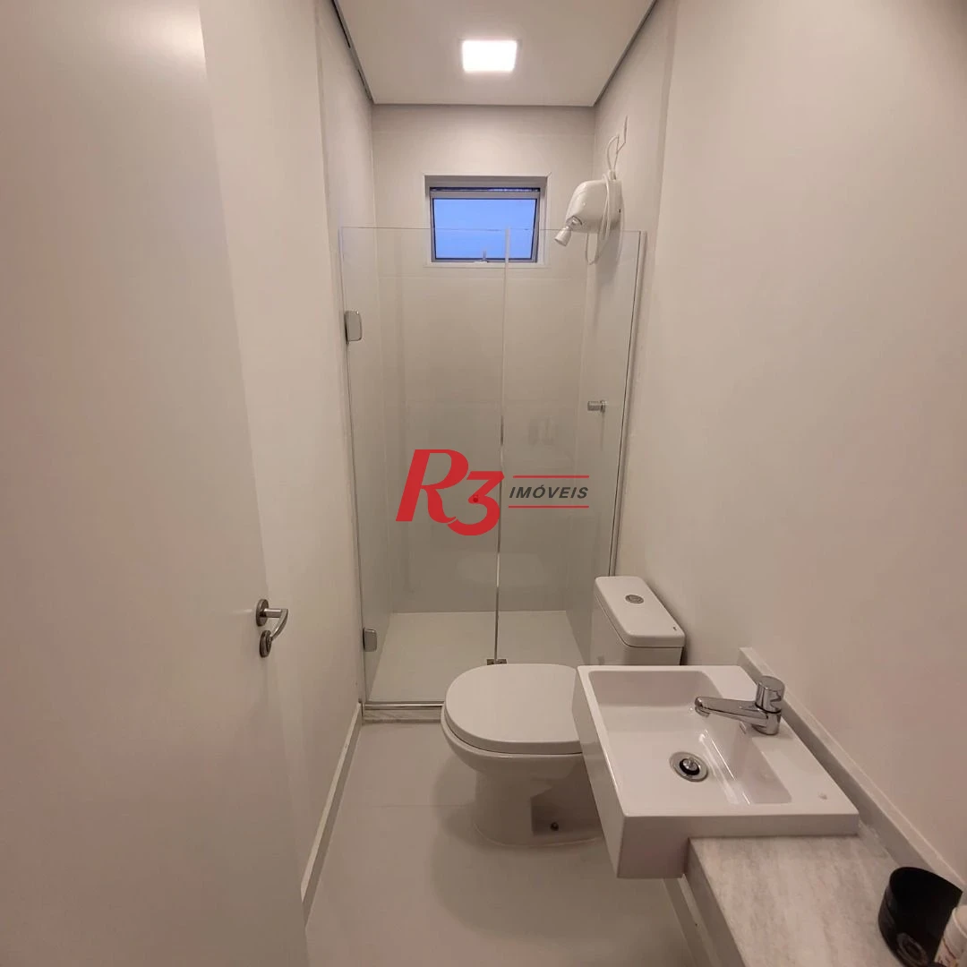 Sobrado com 3 dormitórios à venda, 102 m² por R$ 719.000,00 - Campo Grande - Santos/SP