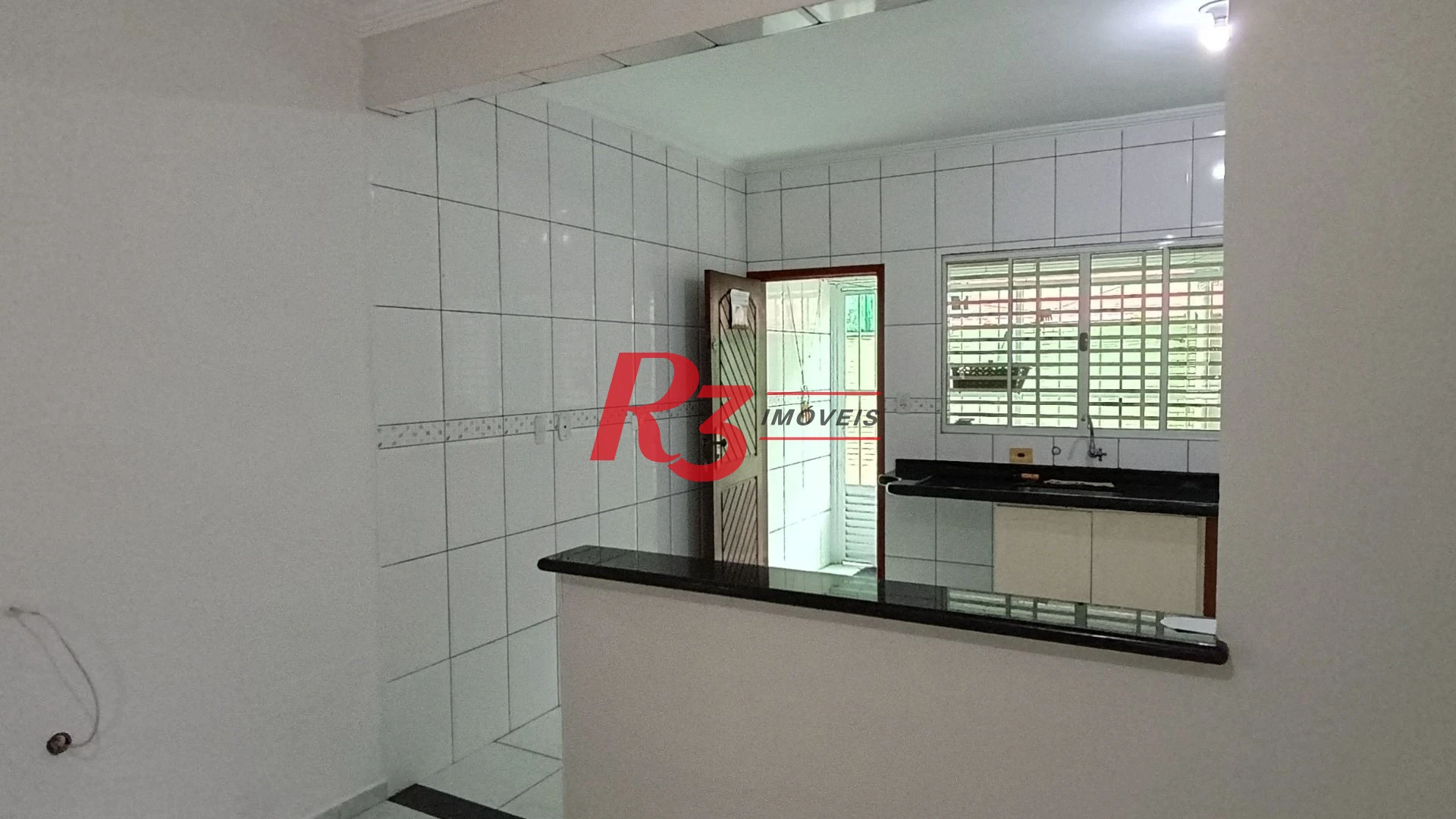 Casa com 3 dormitórios à venda, 120 m² por R$ 590.000,00 - Santa Maria - Santos/SP