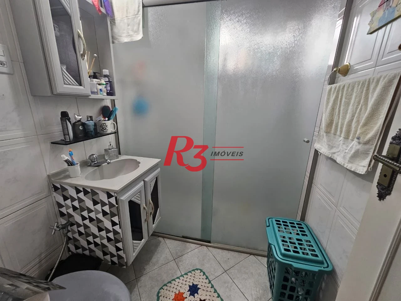 Apartamento com 3 dormitórios à venda, 76 m² por R$ 430.000,00 - Encruzilhada - Santos/SP