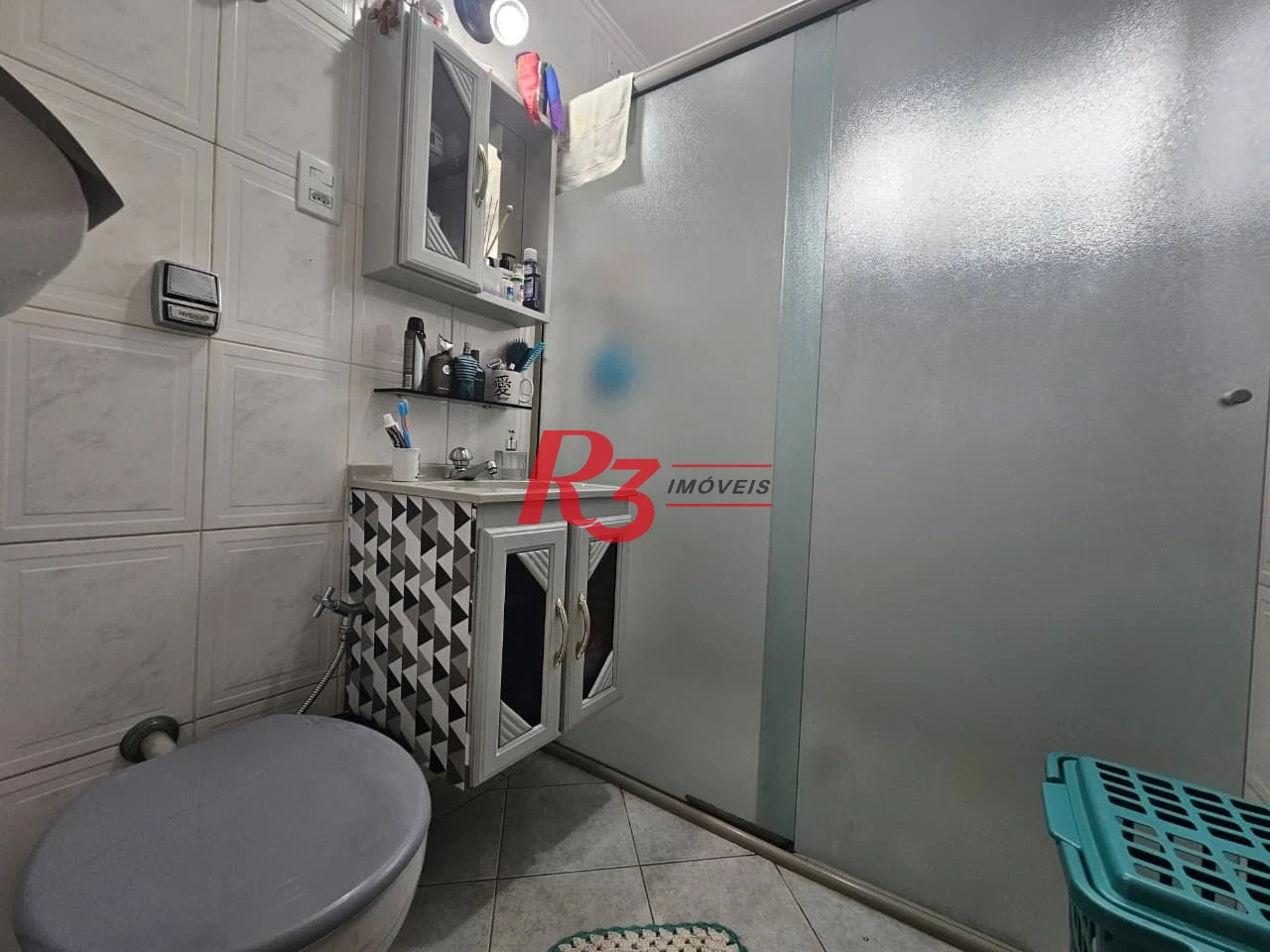 Apartamento com 3 dormitórios à venda, 76 m² por R$ 430.000,00 - Encruzilhada - Santos/SP