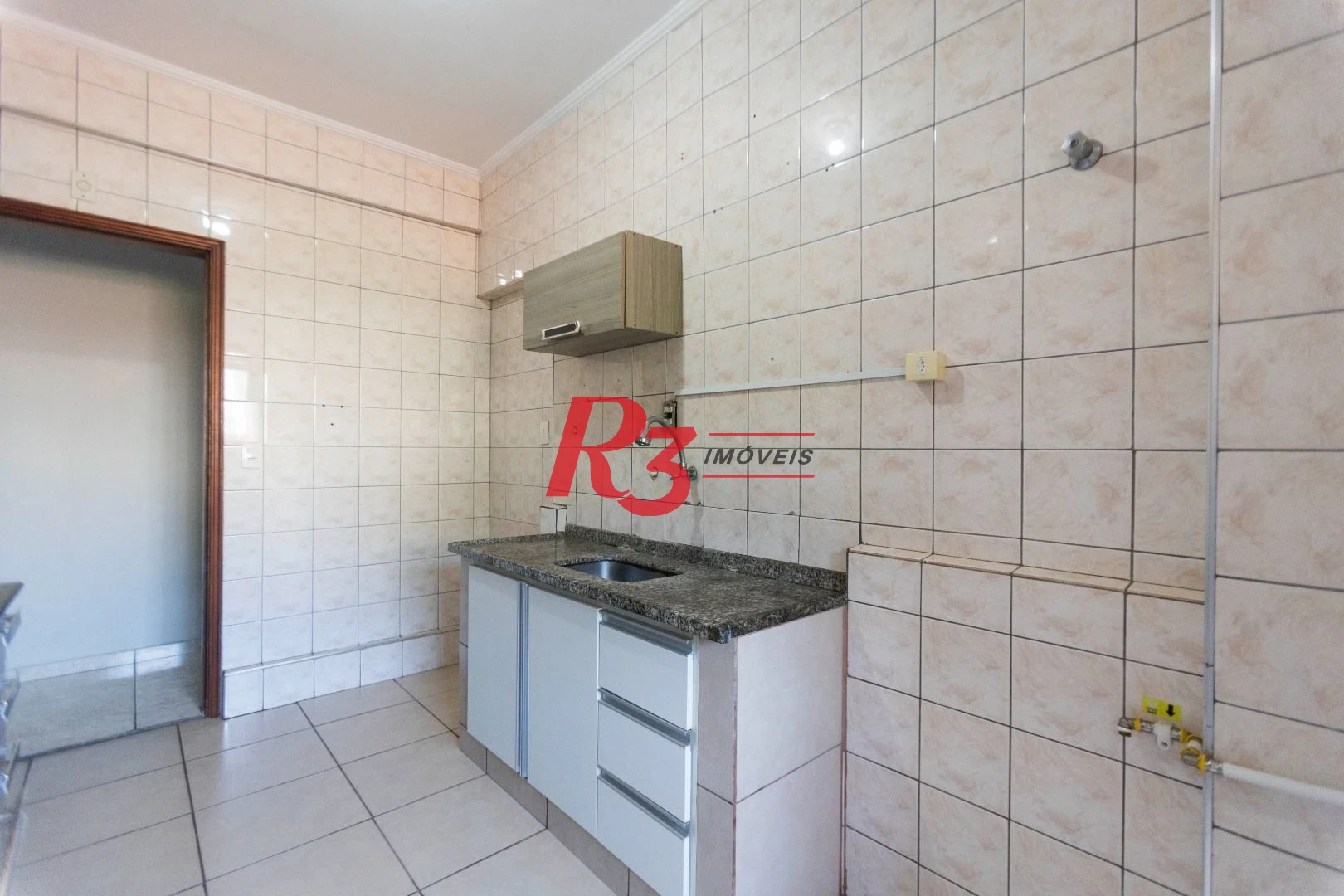 Apartamento com 2 dormitórios à venda, 86 m² por R$ 370.000,00 - Marapé - Santos/SP