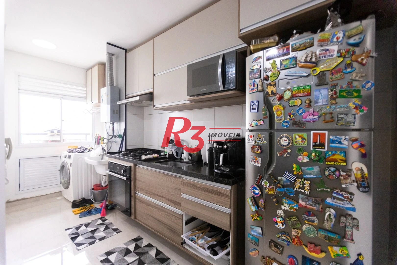 Apartamento com 2 dormitórios à venda, 62 m² por R$ 690.000,00 - Marapé - Santos/SP