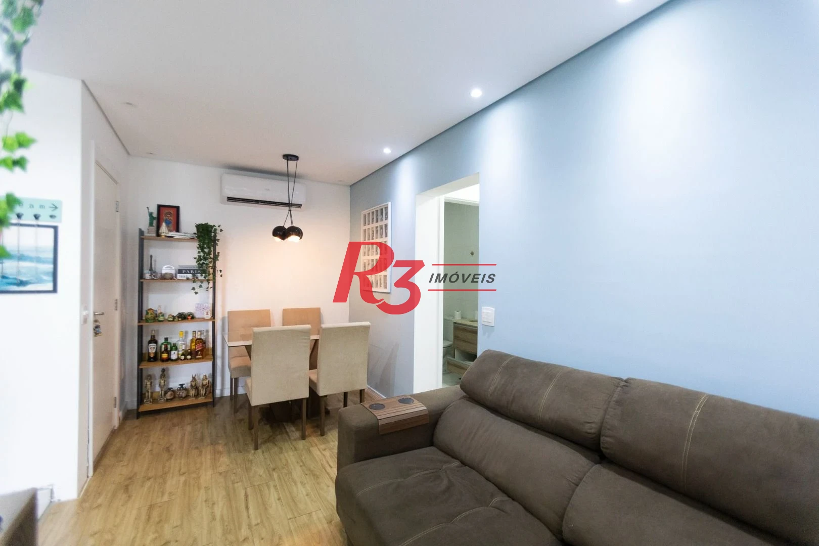 Apartamento com 2 dormitórios à venda, 62 m² por R$ 690.000,00 - Marapé - Santos/SP