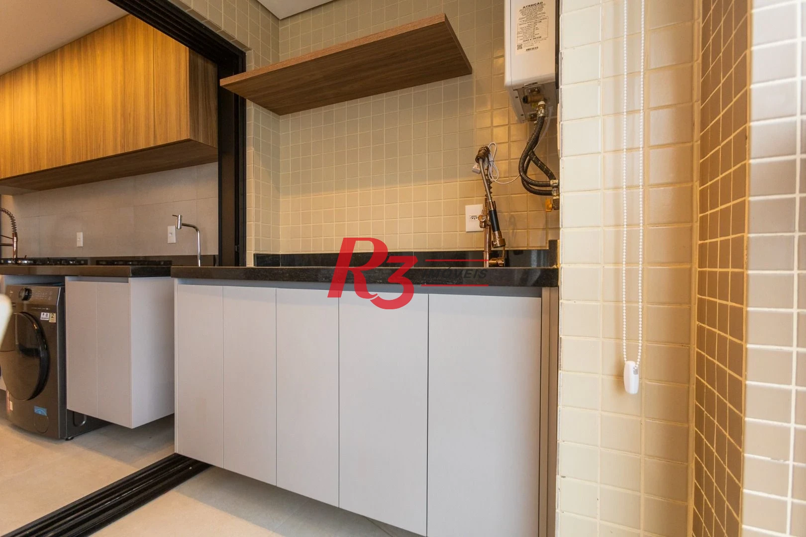 Apartamento com 2 dormitórios, 65 m² - venda por R$ 1.180.000,00 ou aluguel por R$ 7.000,00/mês - Ponta da Praia - Santos/SP