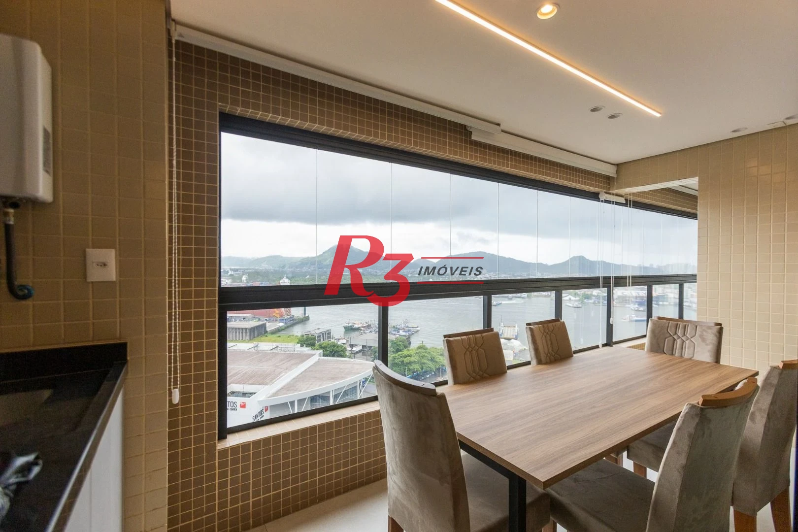 Apartamento com 2 dormitórios, 65 m² - venda por R$ 1.180.000,00 ou aluguel por R$ 7.000,00/mês - Ponta da Praia - Santos/SP