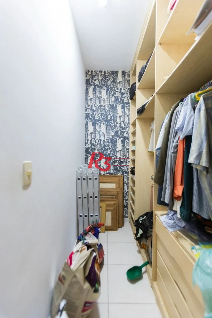 Casa com 3 dormitórios à venda, 186 m² por R$ 1.490.000,00 - Campo Grande - Santos/SP