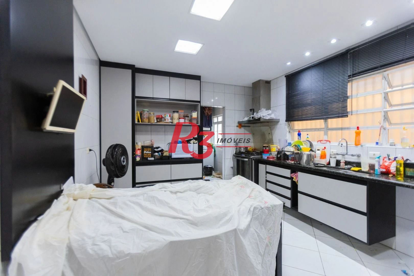 Casa com 3 dormitórios à venda, 186 m² por R$ 1.490.000,00 - Campo Grande - Santos/SP