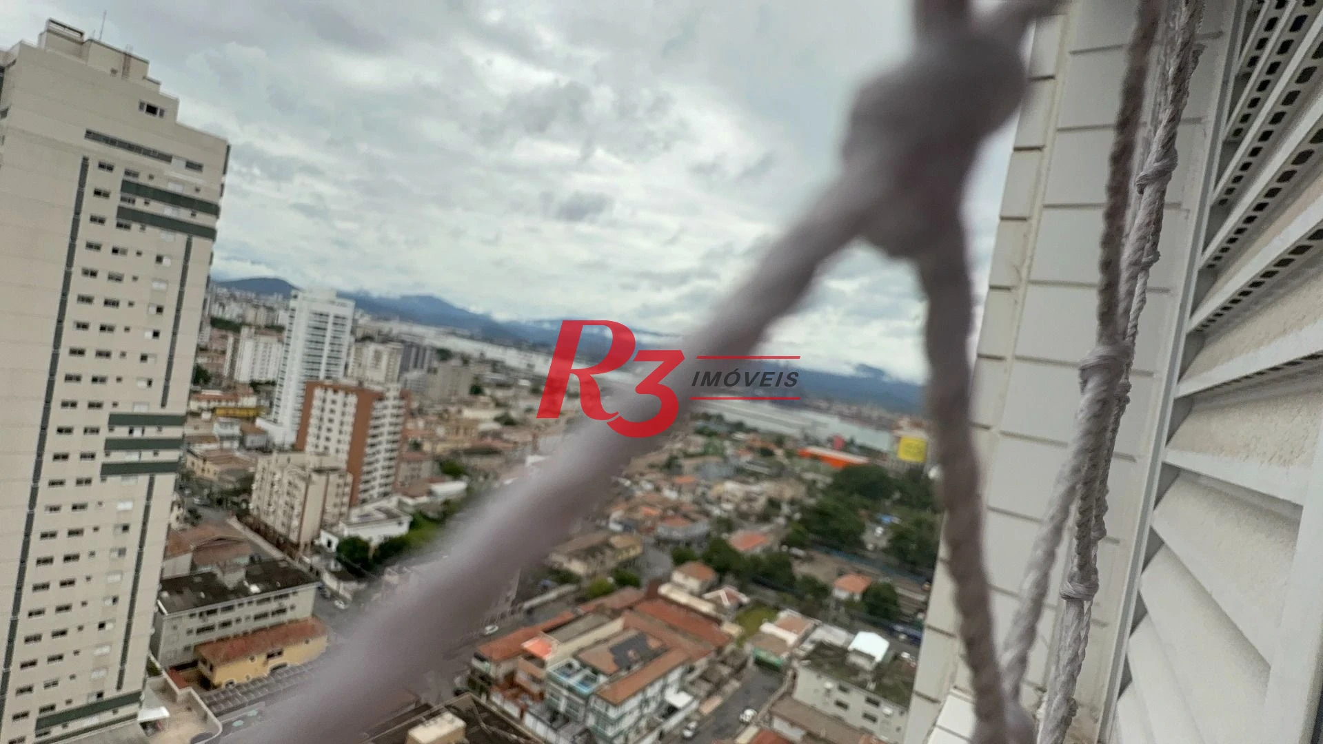 Apartamento com 2 dormitórios à venda, 92 m² por R$ 850.000,00 - Ponta da Praia - Santos/SP