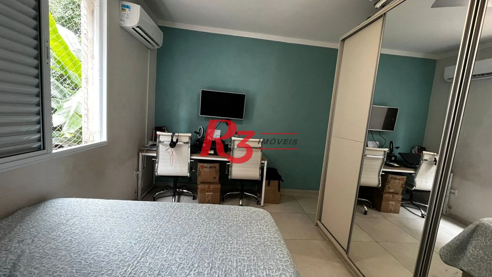 Apartamento com 2 dormitórios à venda, 60 m² por R$ 430.000,00 - Embaré - Santos/SP