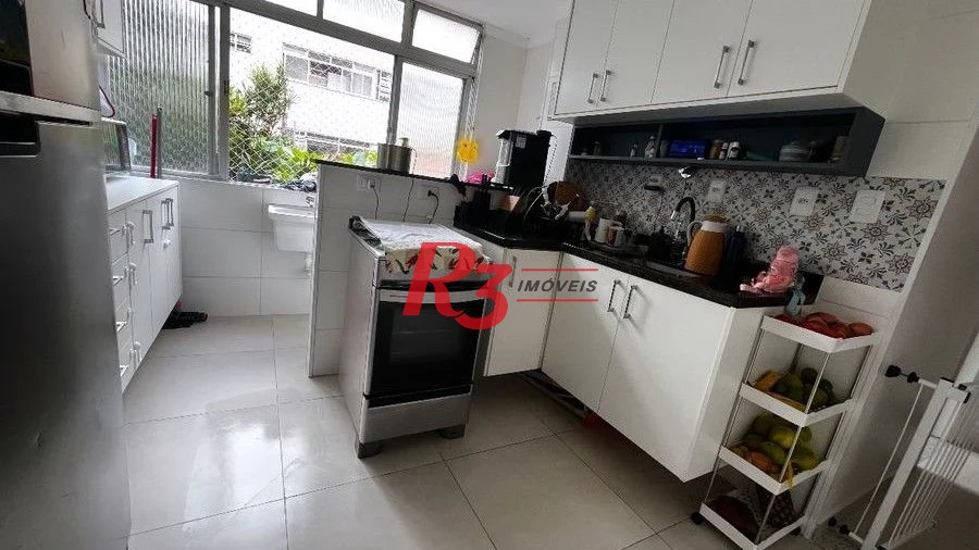 Apartamento com 2 dormitórios à venda, 60 m² por R$ 430.000,00 - Embaré - Santos/SP