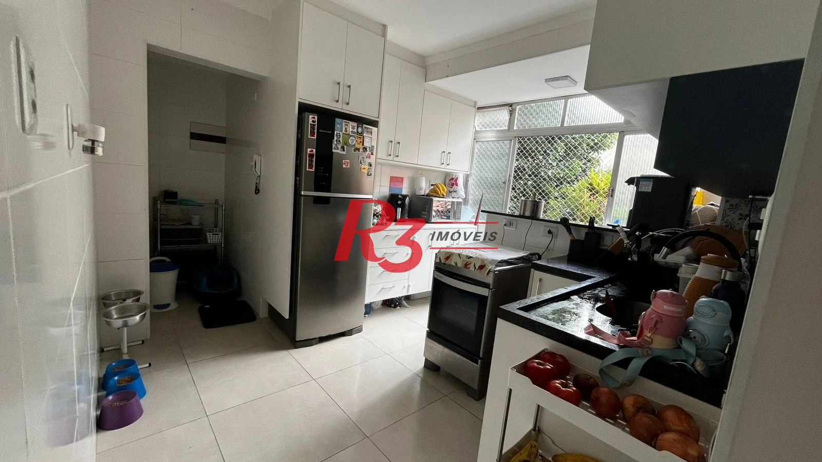 Apartamento com 2 dormitórios à venda, 60 m² por R$ 430.000,00 - Embaré - Santos/SP