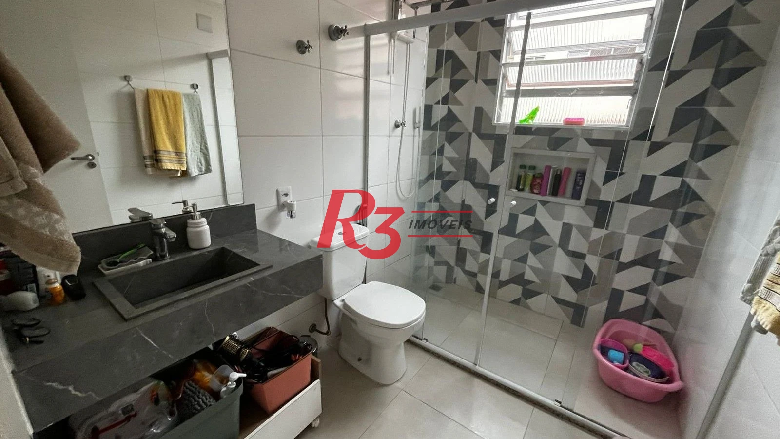 Apartamento com 2 dormitórios à venda, 60 m² por R$ 430.000,00 - Embaré - Santos/SP