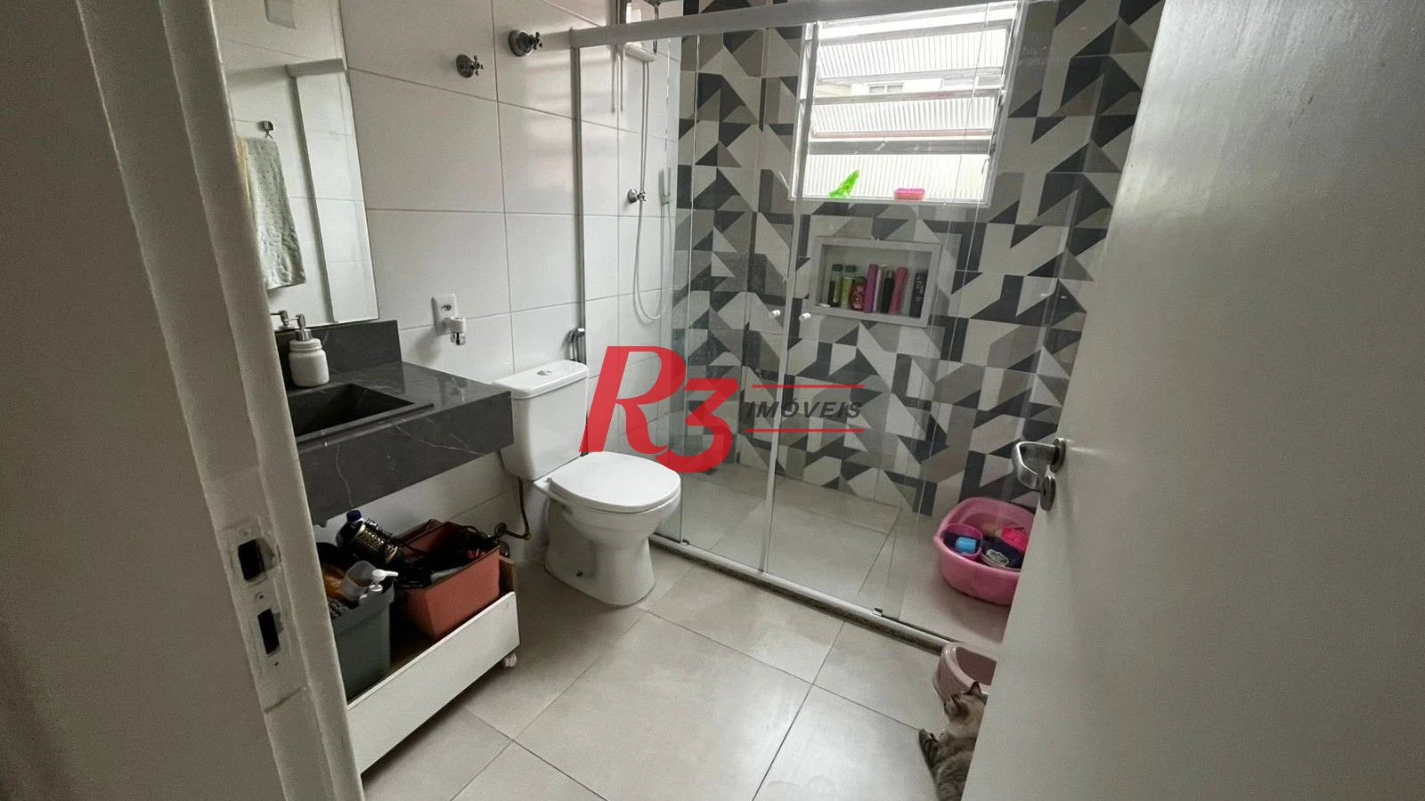 Apartamento com 2 dormitórios à venda, 60 m² por R$ 430.000,00 - Embaré - Santos/SP