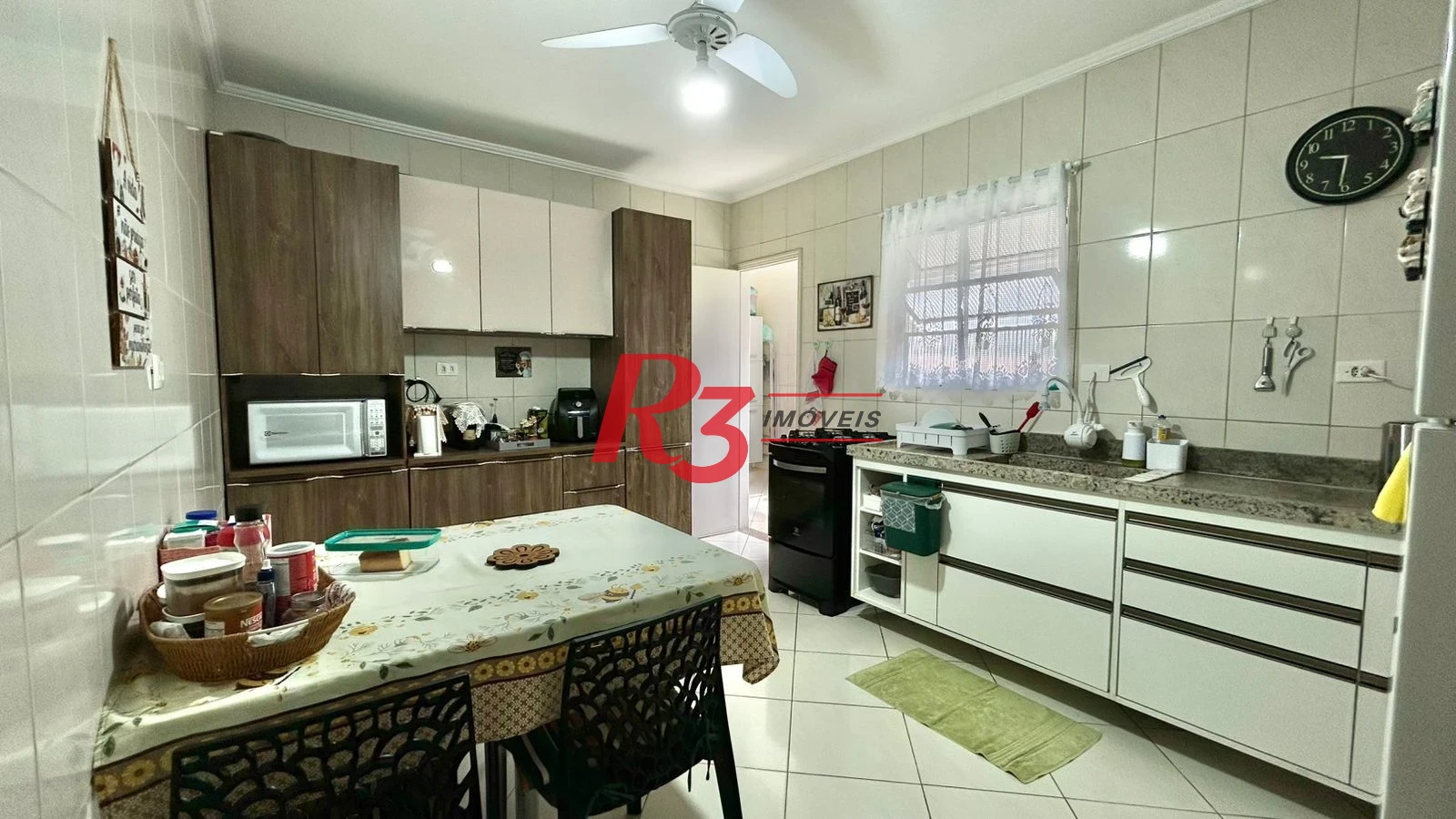 Apartamento com 2 dormitórios à venda, 100 m² por R$ 586.000,00 - Marapé - Santos/SP