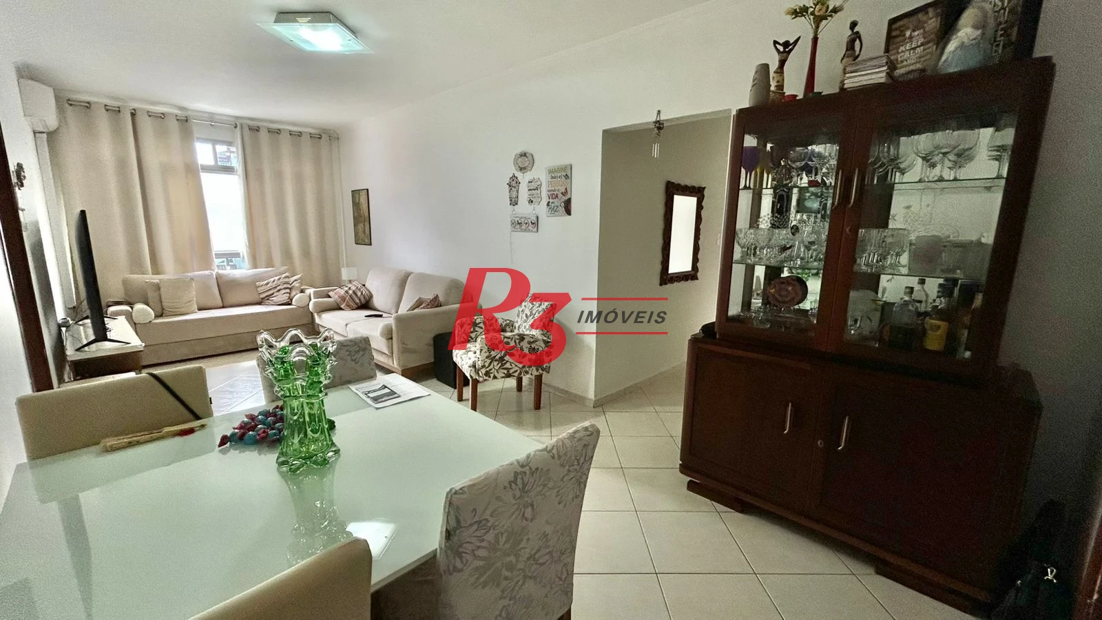 Apartamento com 2 dormitórios à venda, 100 m² por R$ 586.000,00 - Marapé - Santos/SP
