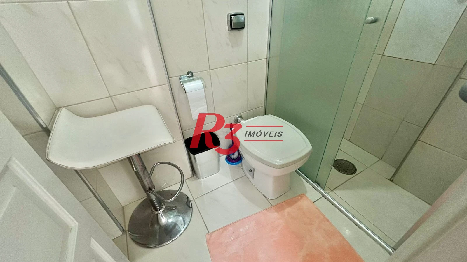 Apartamento com 2 dormitórios à venda, 100 m² por R$ 586.000,00 - Marapé - Santos/SP