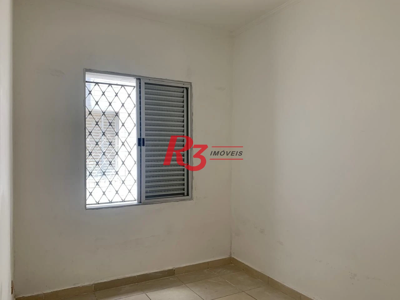 Apartamento com 2 dormitórios à venda, 60 m² por R$ 300.000,00 - Campo Grande - Santos/SP