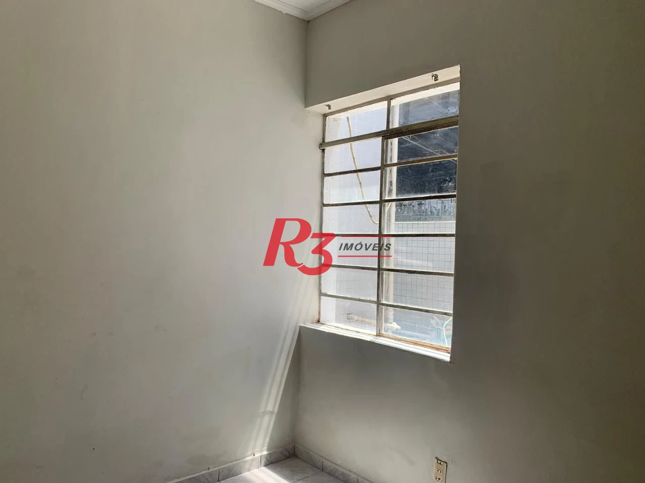 Apartamento com 2 dormitórios à venda, 60 m² por R$ 300.000,00 - Campo Grande - Santos/SP