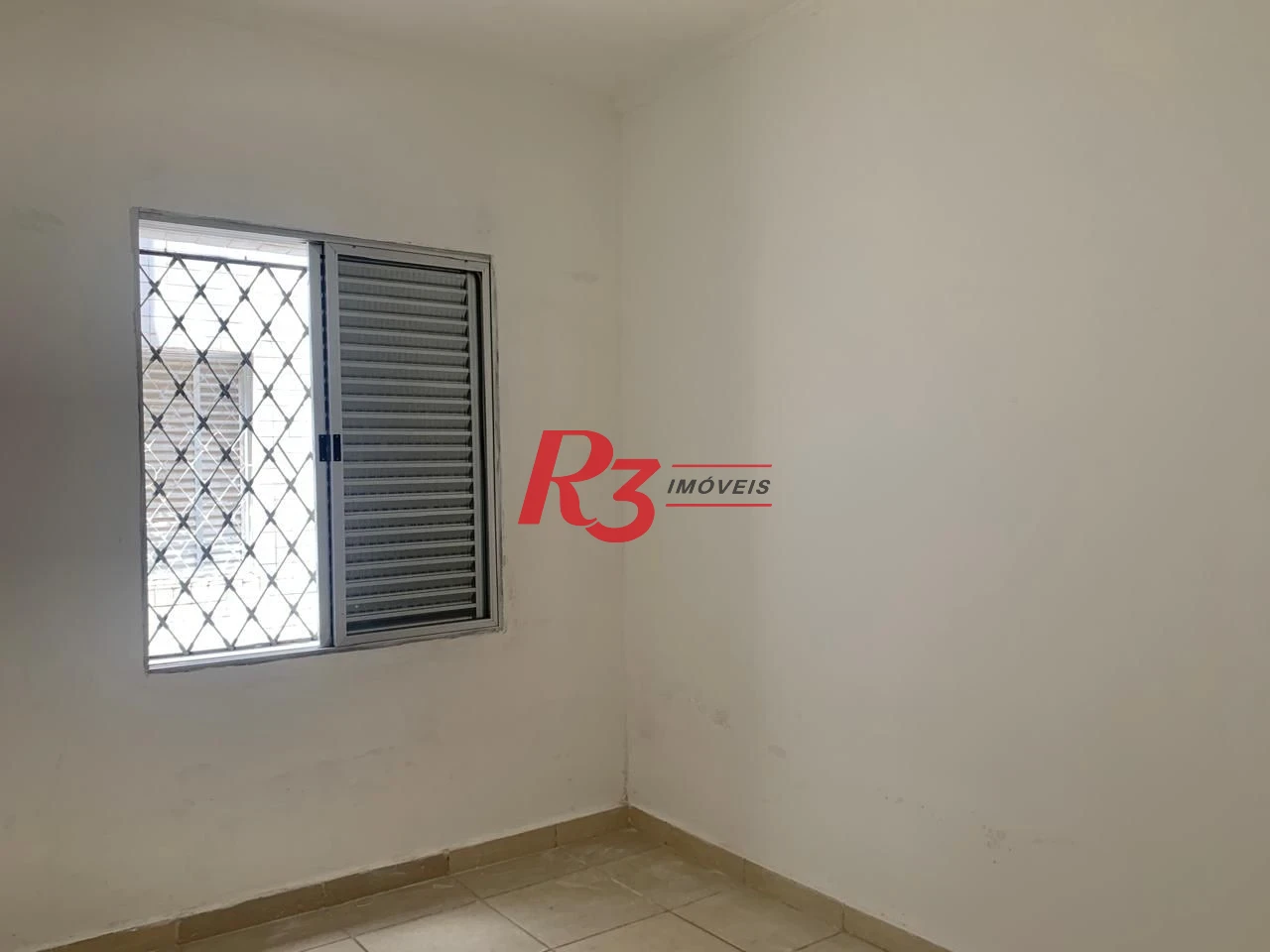 Apartamento com 2 dormitórios à venda, 60 m² por R$ 300.000,00 - Campo Grande - Santos/SP