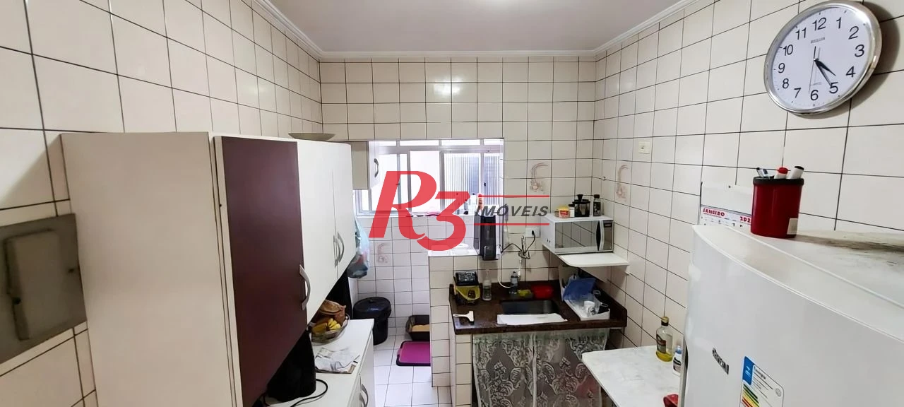 Apartamento com 2 dormitórios à venda, 72 m² por R$ 340.000,00 - Marapé - Santos/SP