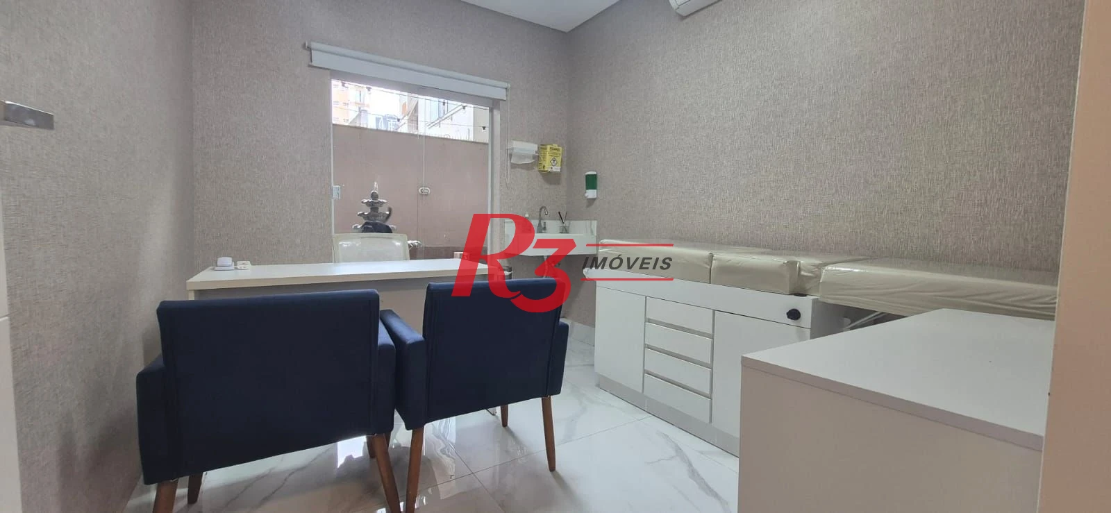 Sala para alugar, 30 m² por R$ 3.700,00/mês - Estuário - Santos/SP