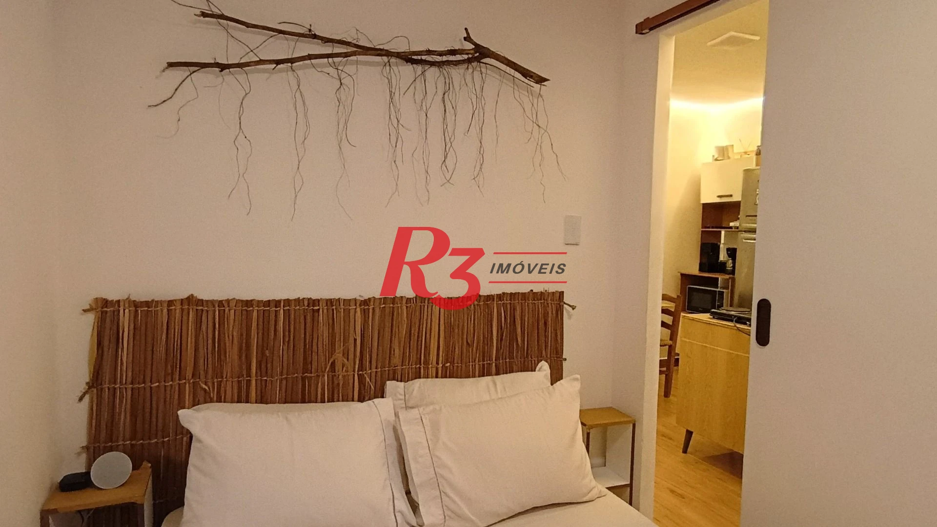 Apartamento com 1 dormitório à venda, 32 m² por R$ 300.000,00 - Itararé - São Vicente/SP