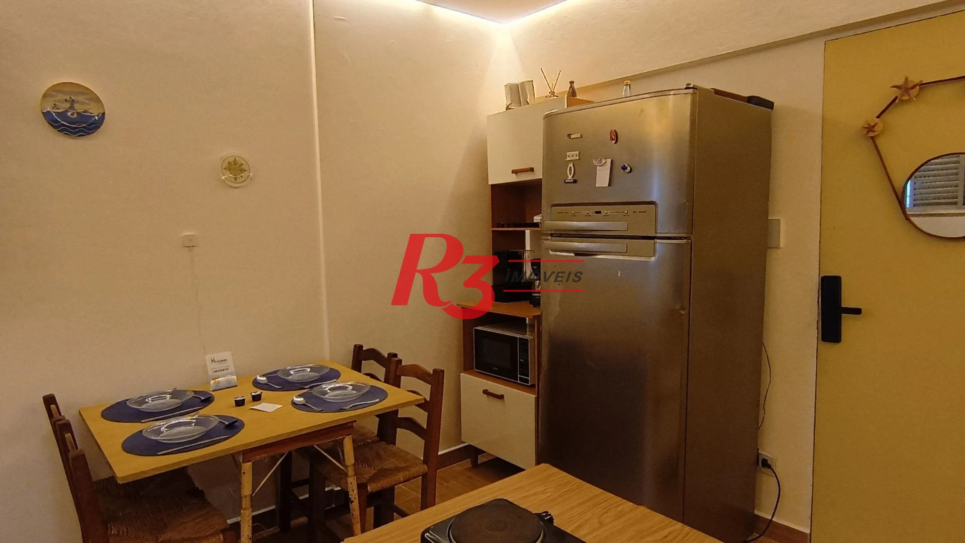 Apartamento com 1 dormitório à venda, 32 m² por R$ 300.000,00 - Itararé - São Vicente/SP