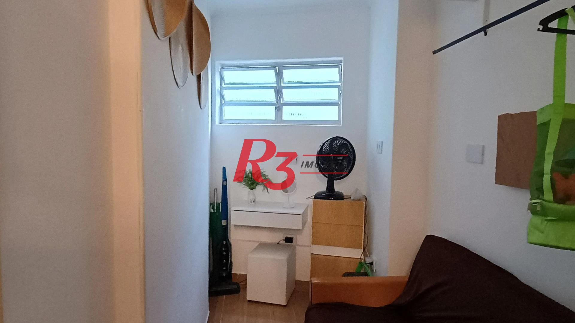 Apartamento com 1 dormitório à venda, 32 m² por R$ 300.000,00 - Itararé - São Vicente/SP
