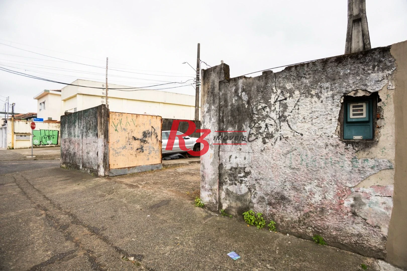 Terreno à venda, 324 m² por R$ 770.000,00 - Macuco - Santos/SP
